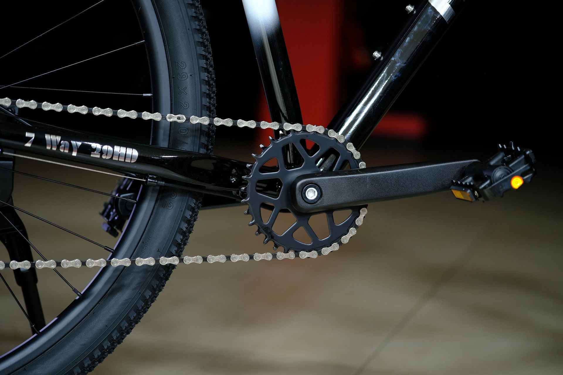 Система (шатун)  Prowheel CY-10 NW 34T Narrow Wide
 HOKE 7 Way 29 HD матовый чёрный 23